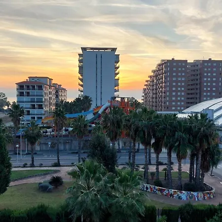 Neptuno Sunrise Magic World * オロペサ・デル・マール